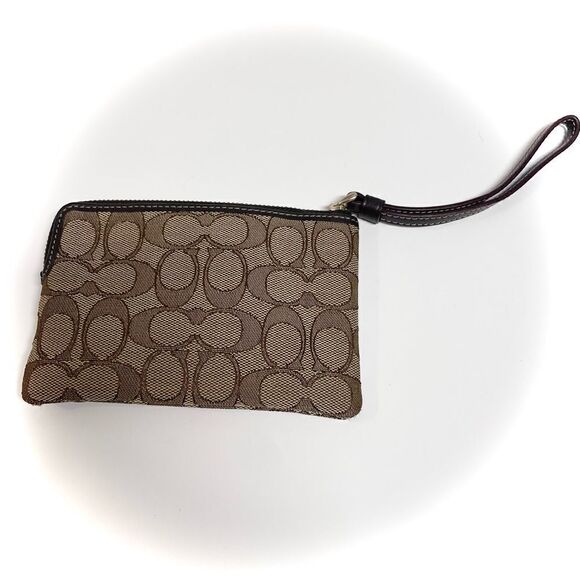 Coach Signature Wristlet Wallet Zip Pouch - Picture 4 of 7